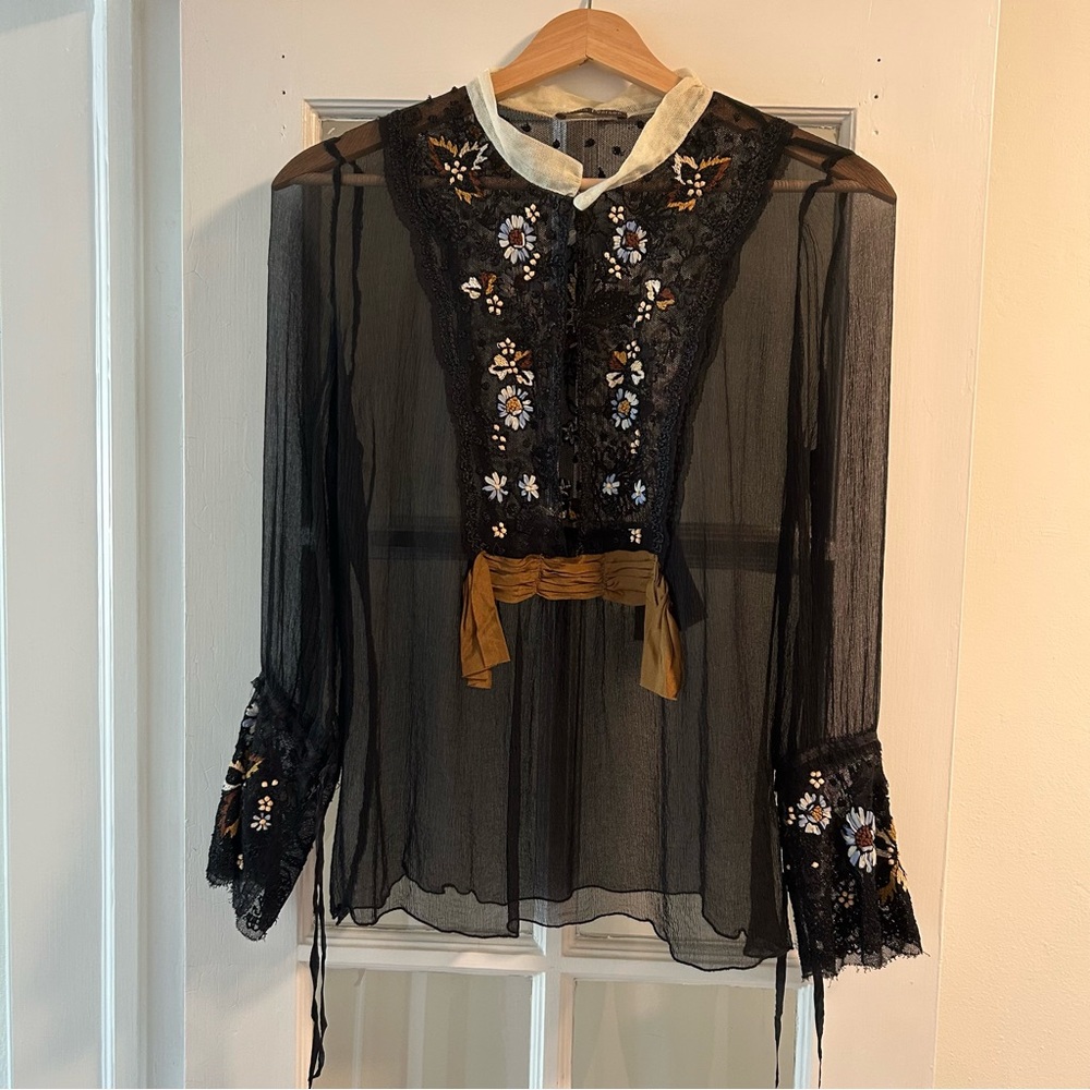 Easton Pearson Embroidered Sheer Black Top Size 6